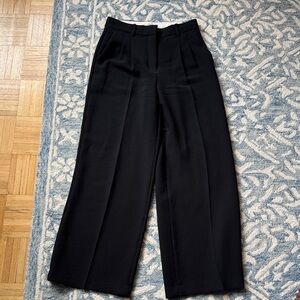 Aritzia Black Wide-Leg Pleated Pants